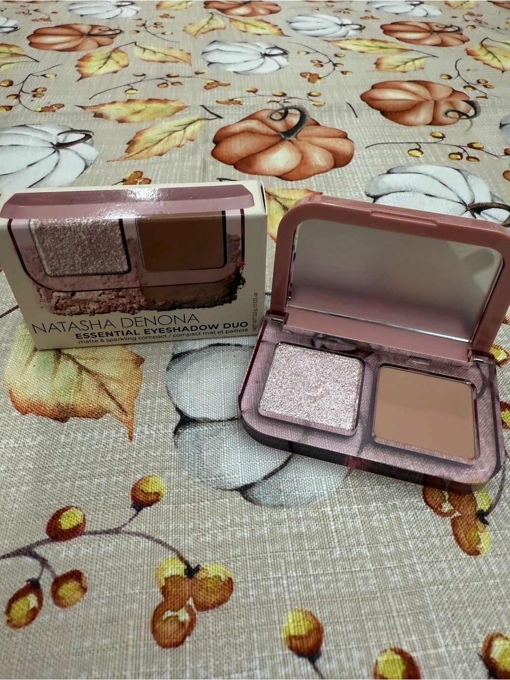 Natasha Denona Essential Eyeshadow Duo in Shimmer Pink & Matte Nude
